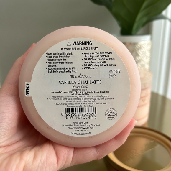 Bath and Body Works Vanilla Chai Latte Pink and Gold 3-Wick Candles, Set of 2 - Picture 2 of 5